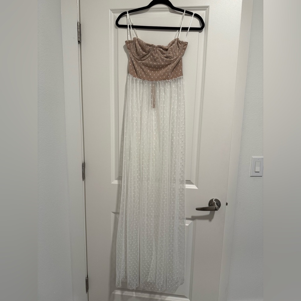 White Fox White Mesh Maxi Dress Size Small (Totally Bangin’) - Picture 4 of 5